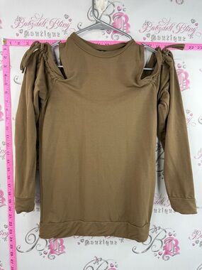 Lea & Viola sweater cinch ties Cold-Shoulder Long Sleeve Top in Tan